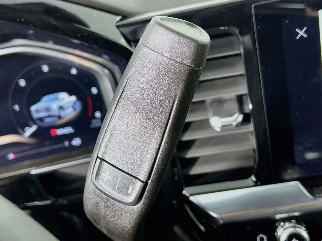 2026 GMC Sierra 1500 SLE - Photo 15