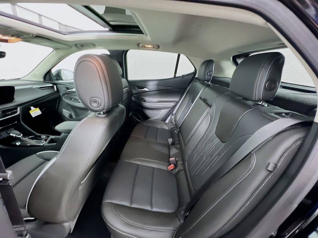 2025 Buick Encore GX Avenir - Photo 23