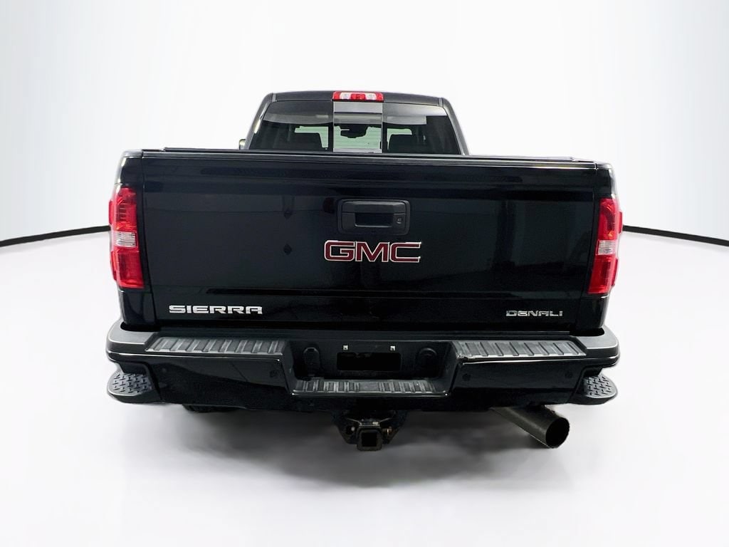 2018 GMC Sierra 3500 Denali HD Denali - Photo 6