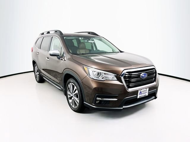 2019 Subaru Ascent Touring's photo