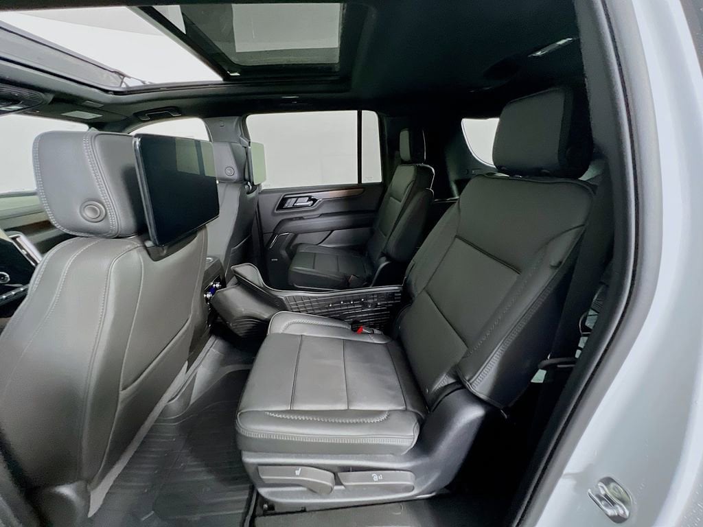 2026 GMC Yukon XL Denali - Photo 25