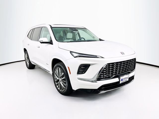2025 Buick Enclave Avenir's photo