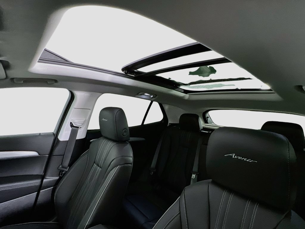 2026 Buick Envision Avenir - Photo 19