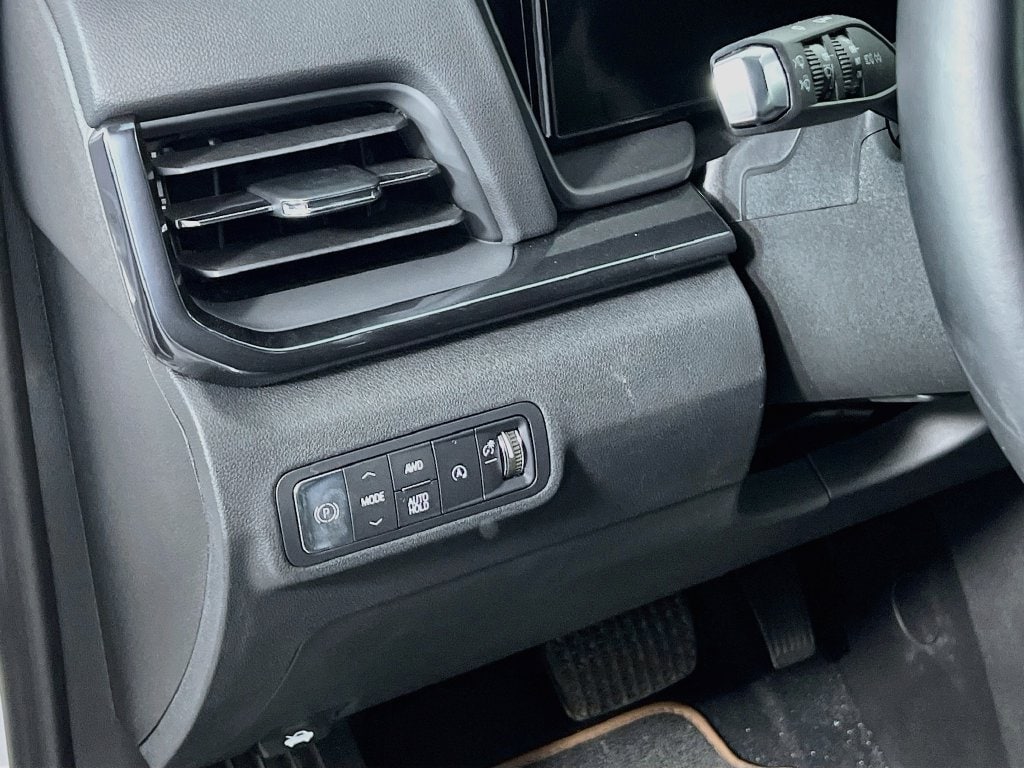 2026 GMC Terrain AT4 - Photo 9