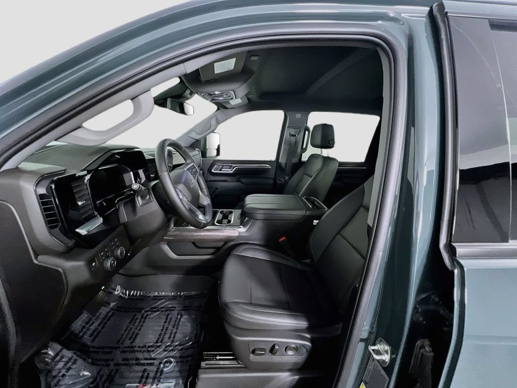 2026 Chevrolet Silverado 2500HD LTZ - Photo 22