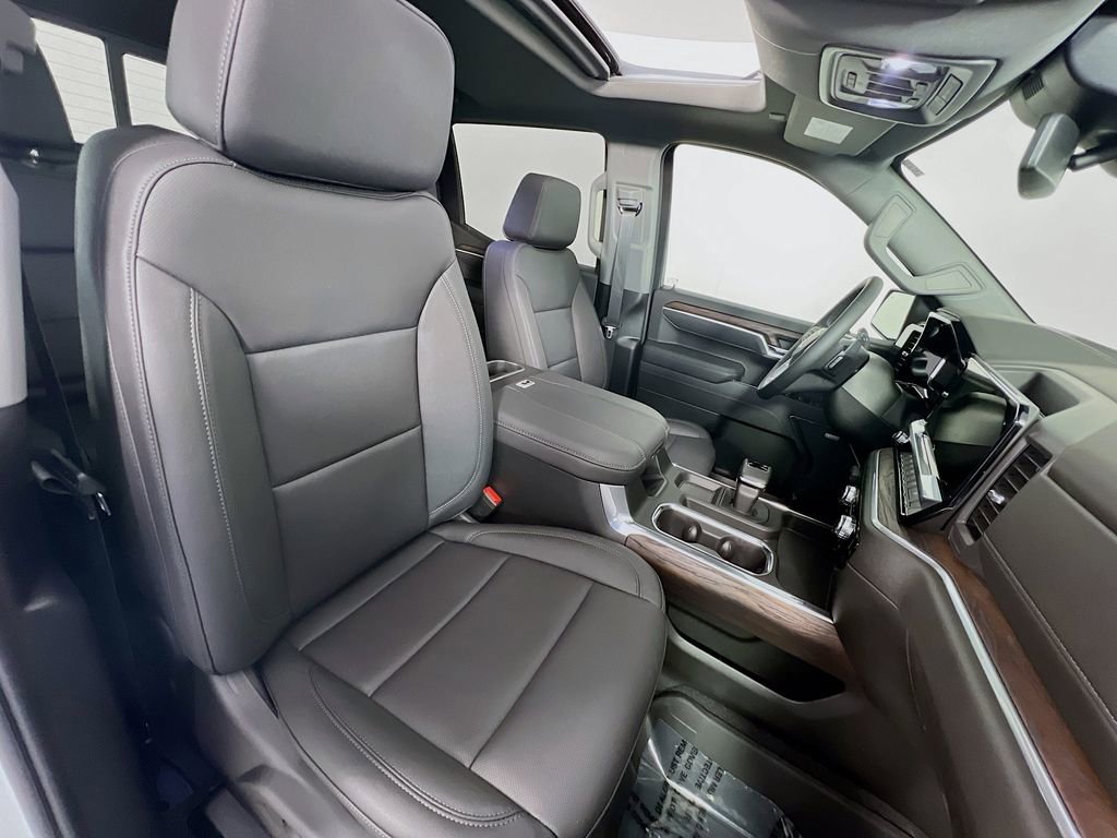 2026 GMC Sierra 1500 SLT - Photo 31