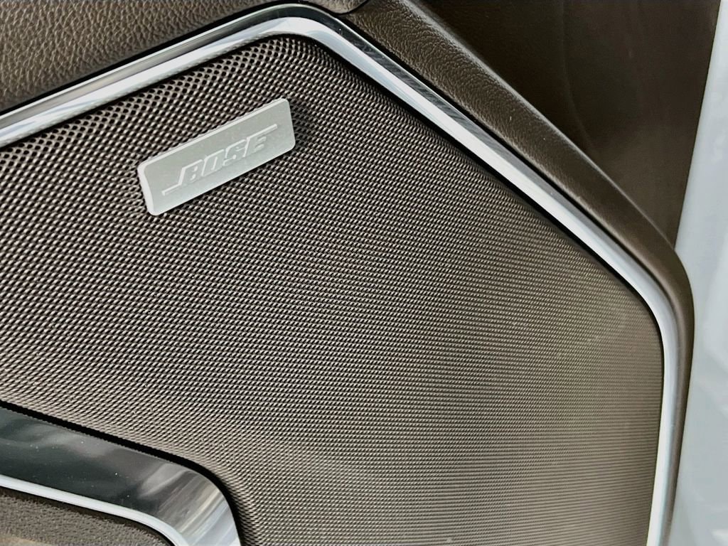 2026 GMC Sierra 1500 SLT - Photo 17