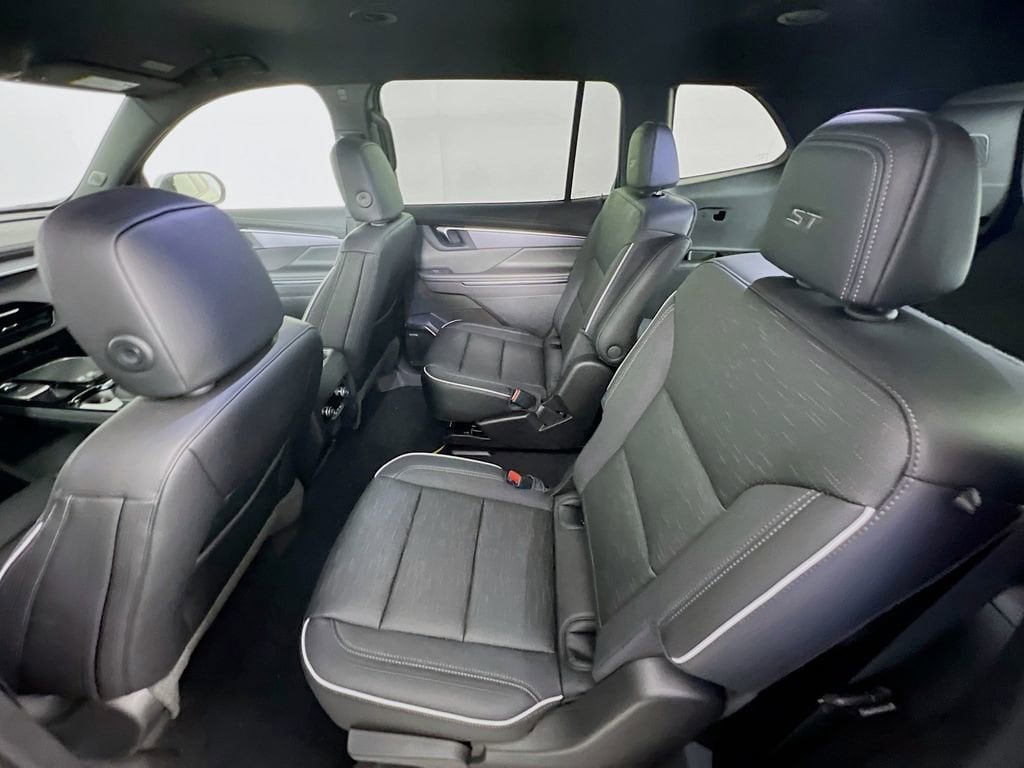 2026 Buick Enclave Sport Touring - Photo 23