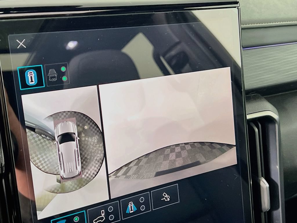 2024 GMC Acadia AT4 - Photo 13