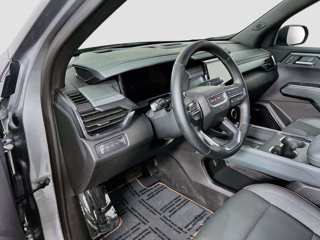 2024 GMC Acadia AT4 - Photo 8