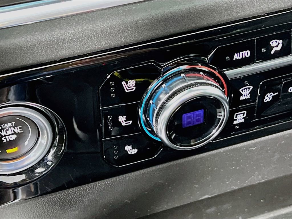 2023 GMC Sierra 1500 SLT - Photo 19