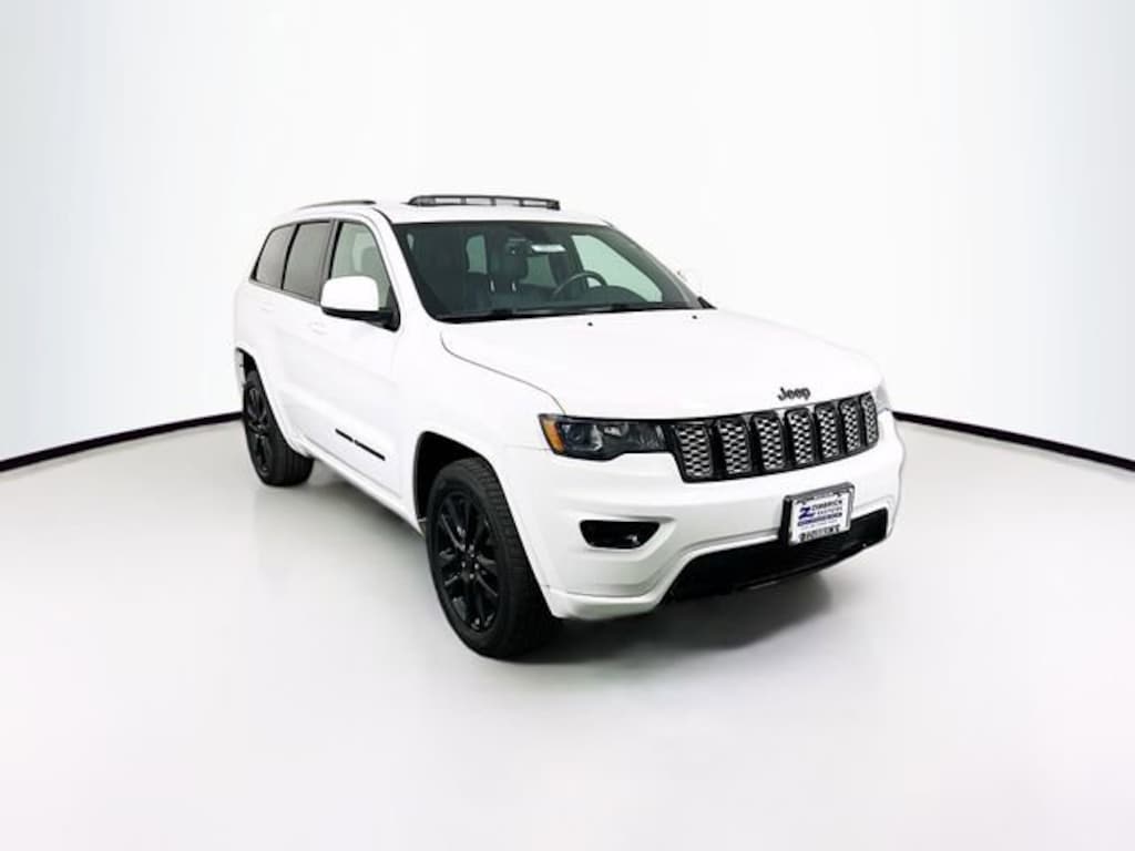 Used 2018 Jeep Grand Cherokee Altitude 4x4 SUV