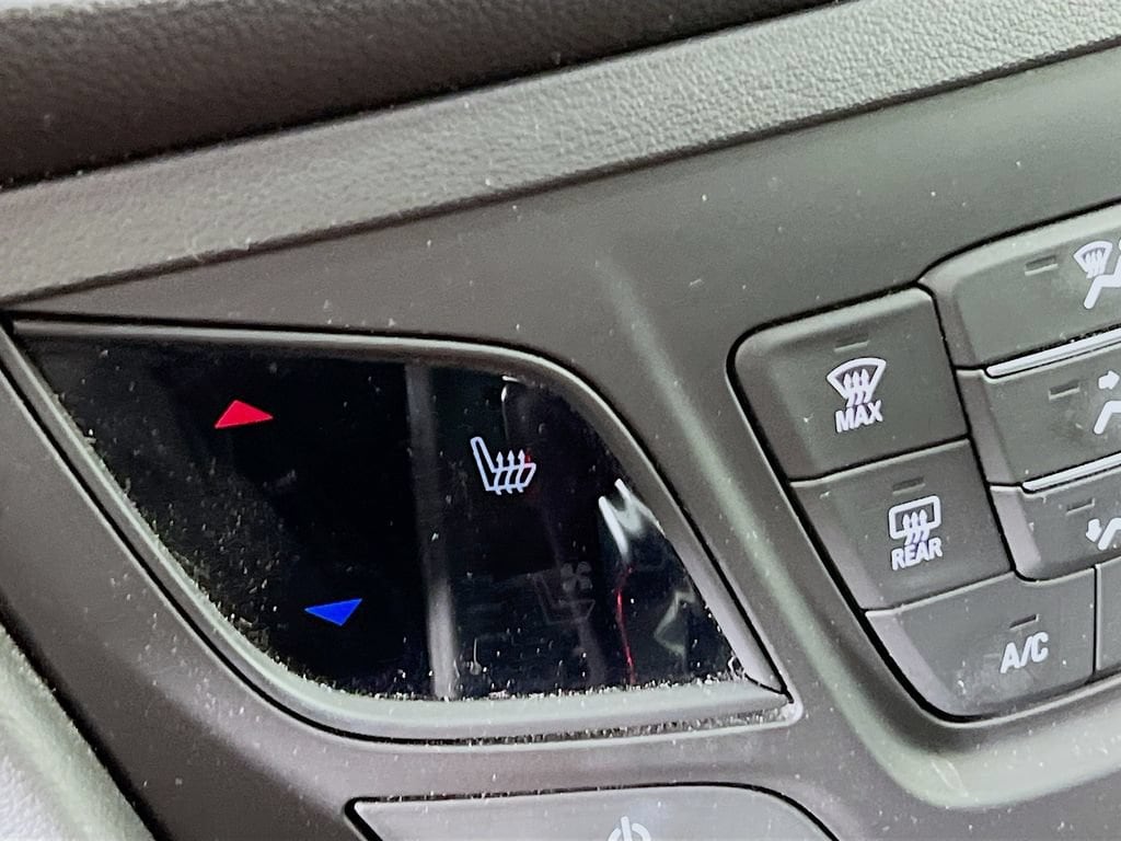 2020 Buick Envision Essence - Photo 17