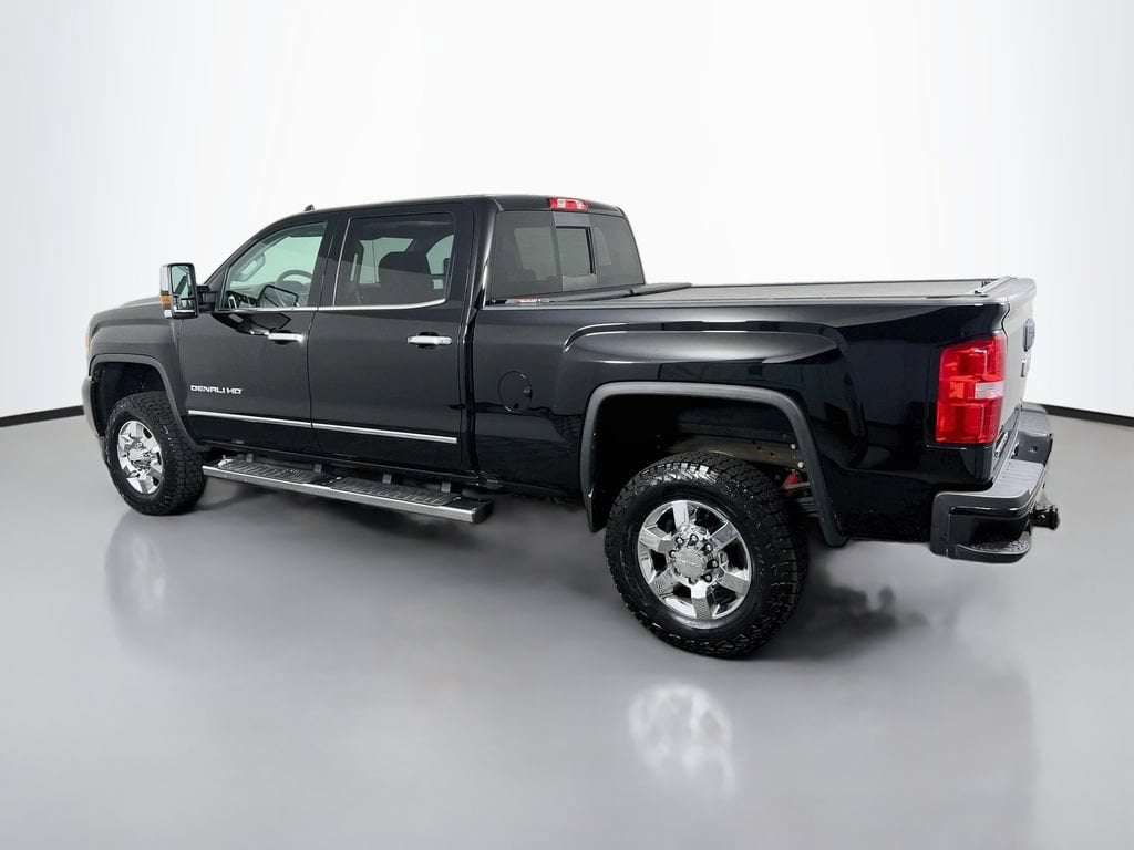 2018 GMC Sierra 3500 Denali HD Denali - Photo 5