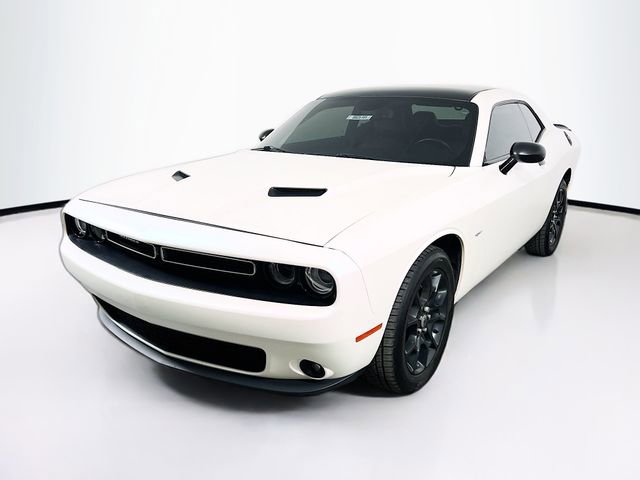 2018 Dodge Challenger GT AWD photo 3