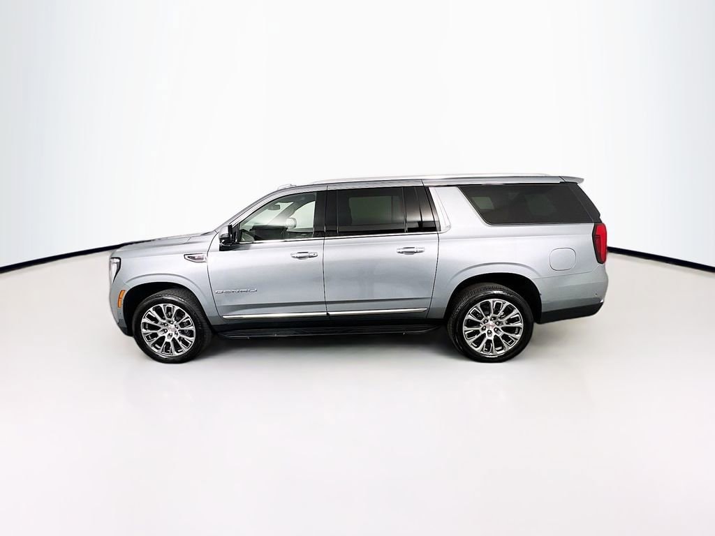 2025 GMC Yukon XL Denali - Photo 4