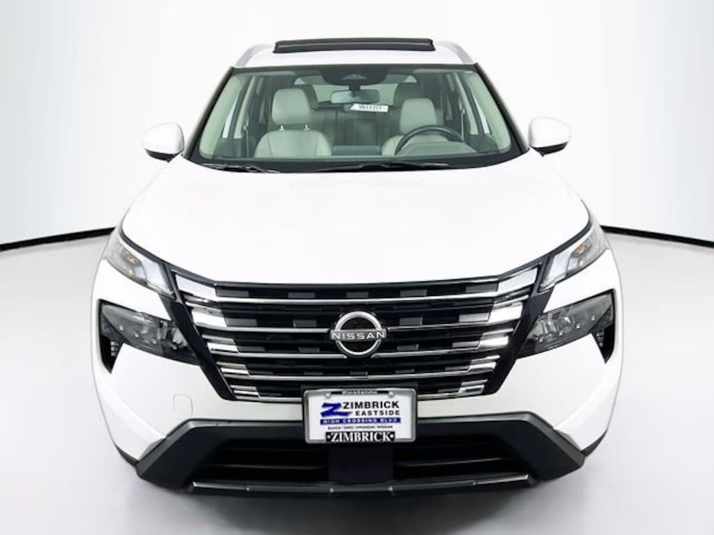 Used 2024 Nissan Rogue SV