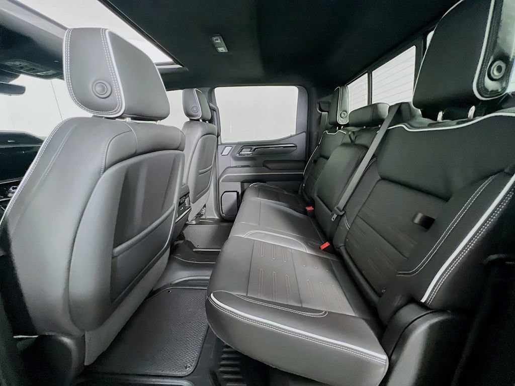 2026 GMC Sierra 1500 AT4X - Photo 25