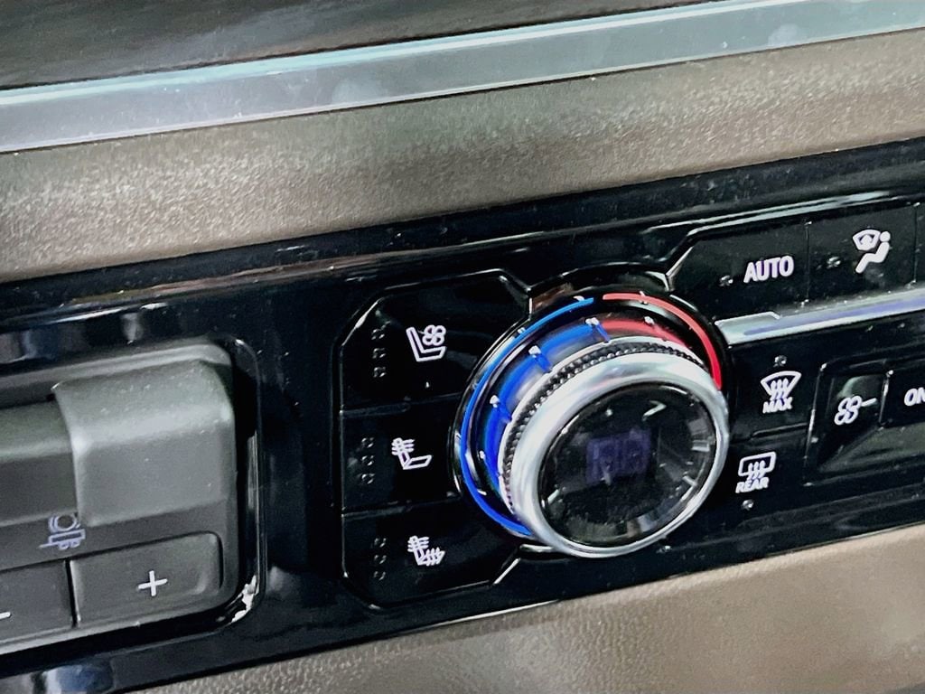 2026 GMC Sierra 1500 SLT - Photo 19