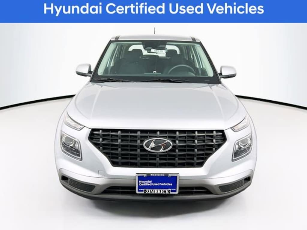 Used 2023 Hyundai Venue SE SUV