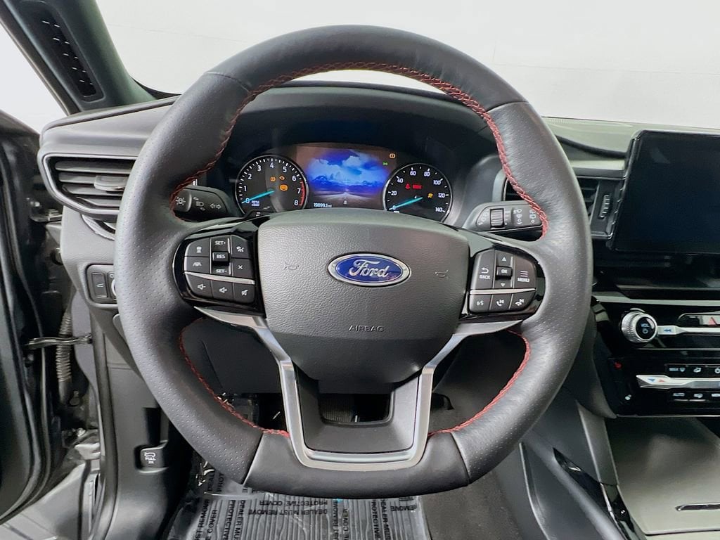 2023 Ford Explorer ST-LINE - Photo 10