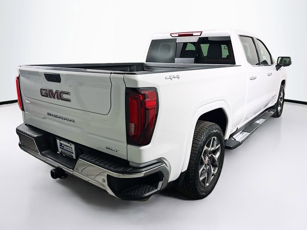 2026 GMC Sierra 1500 SLT - Photo 7