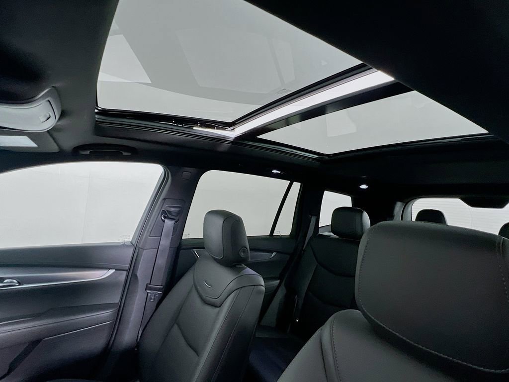 2024 Cadillac XT6 Luxury - Photo 22