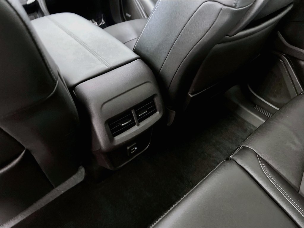 2024 GMC Terrain SLT - Photo 26