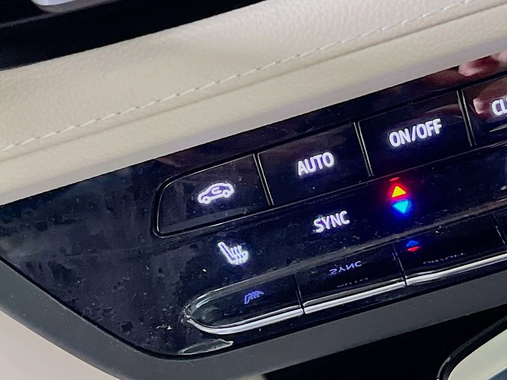2023 Buick Envision Essence - Photo 19