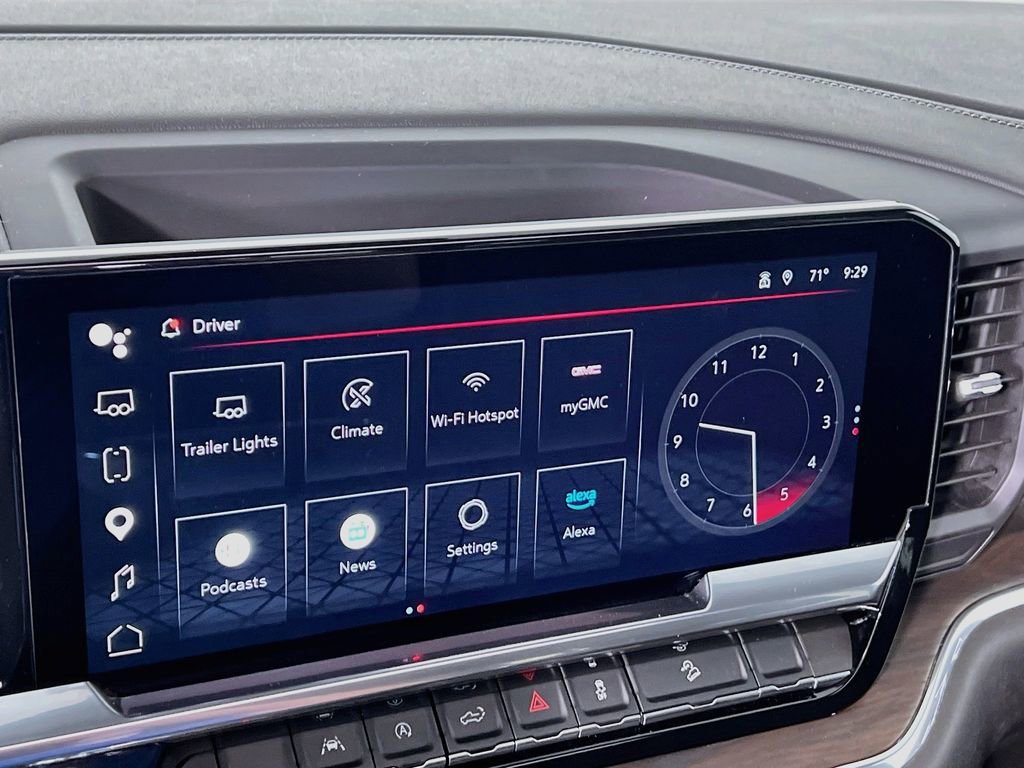 2023 GMC Sierra 1500 SLT - Photo 13