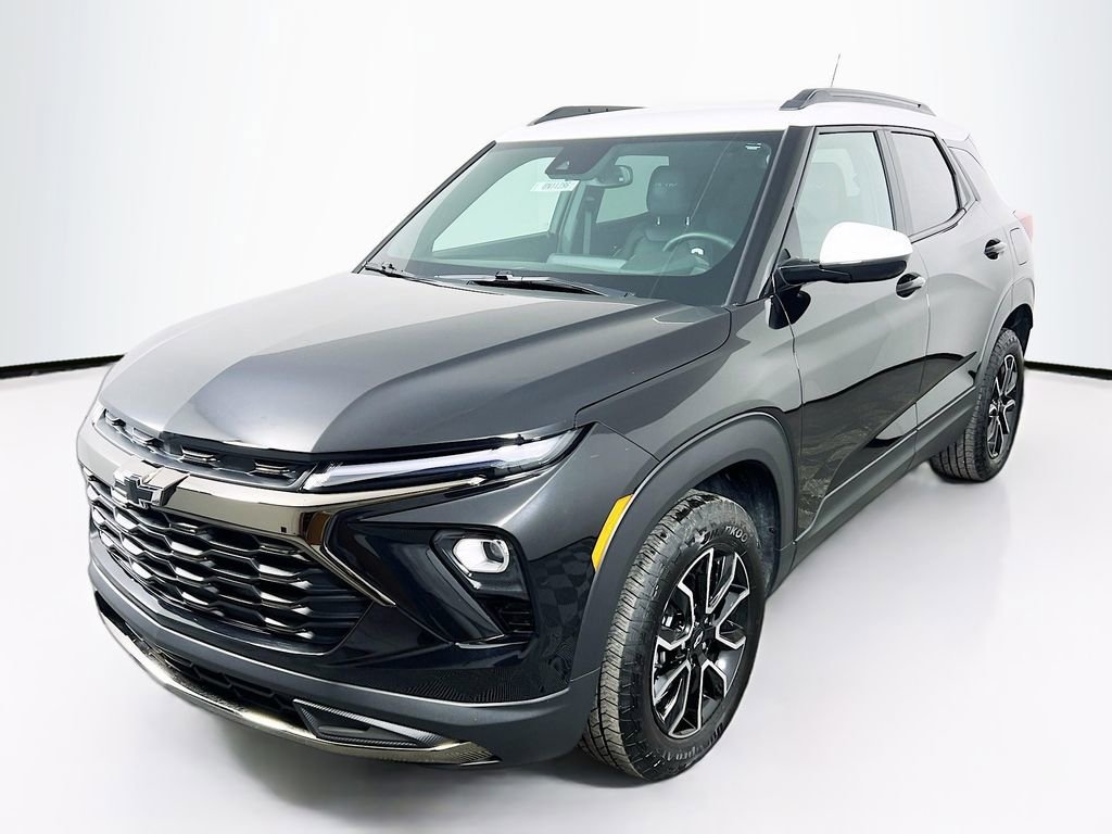 Used 2025 Chevrolet Trailblazer Activ SUV