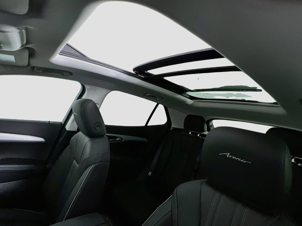 2026 Buick Envision Avenir - Photo 18