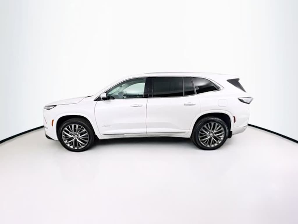 Used 2025 Buick Enclave Avenir SUV