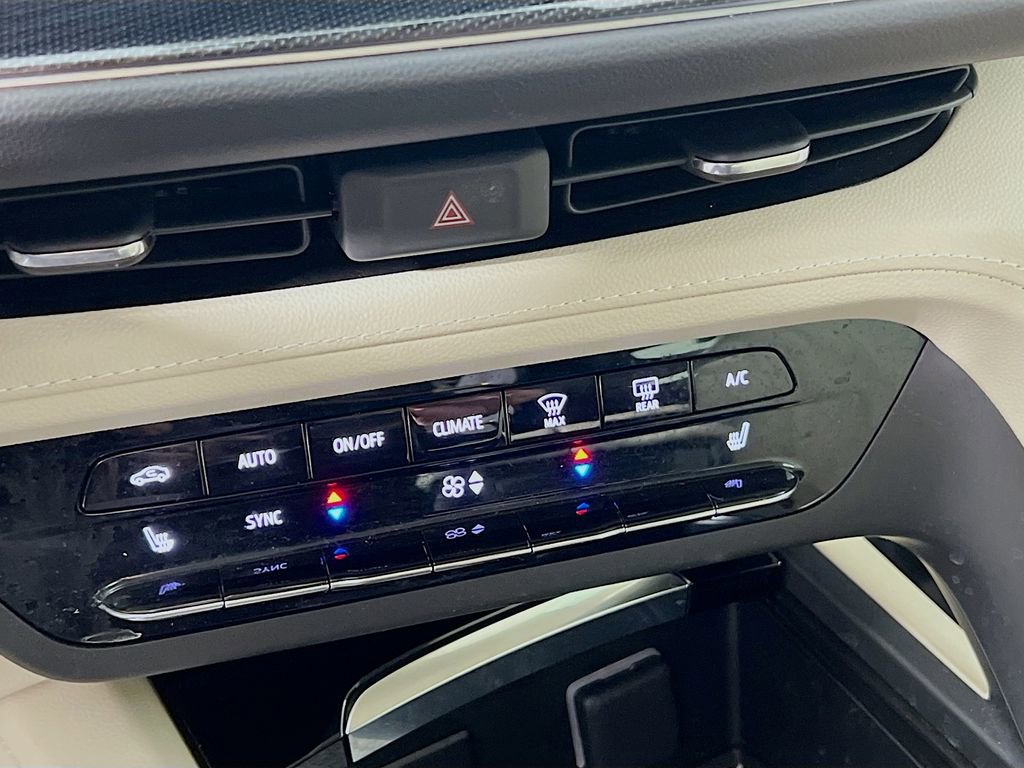 2023 Buick Envision Essence - Photo 15