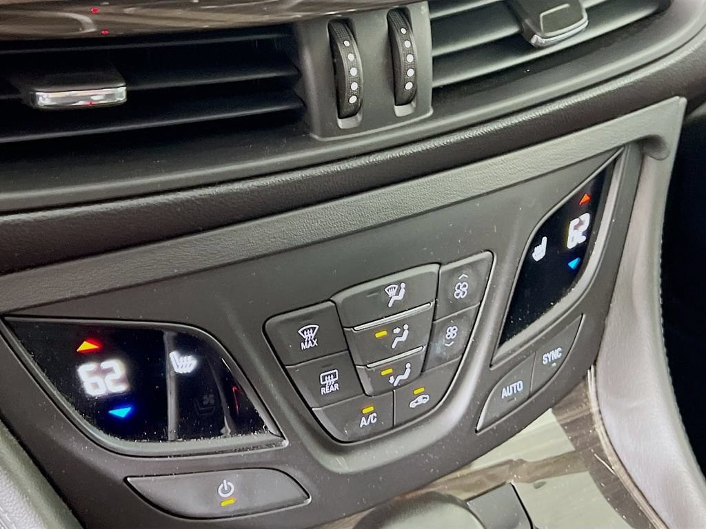 2020 Buick Envision Essence - Photo 13