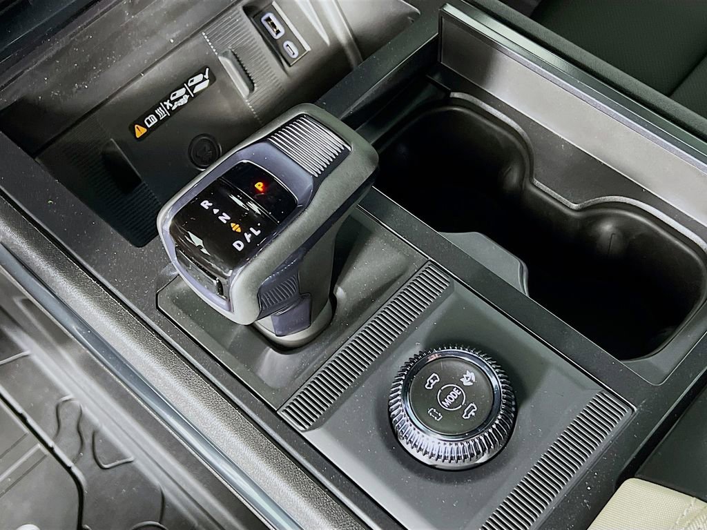 2026 GMC HUMMER EV 2X - Photo 17