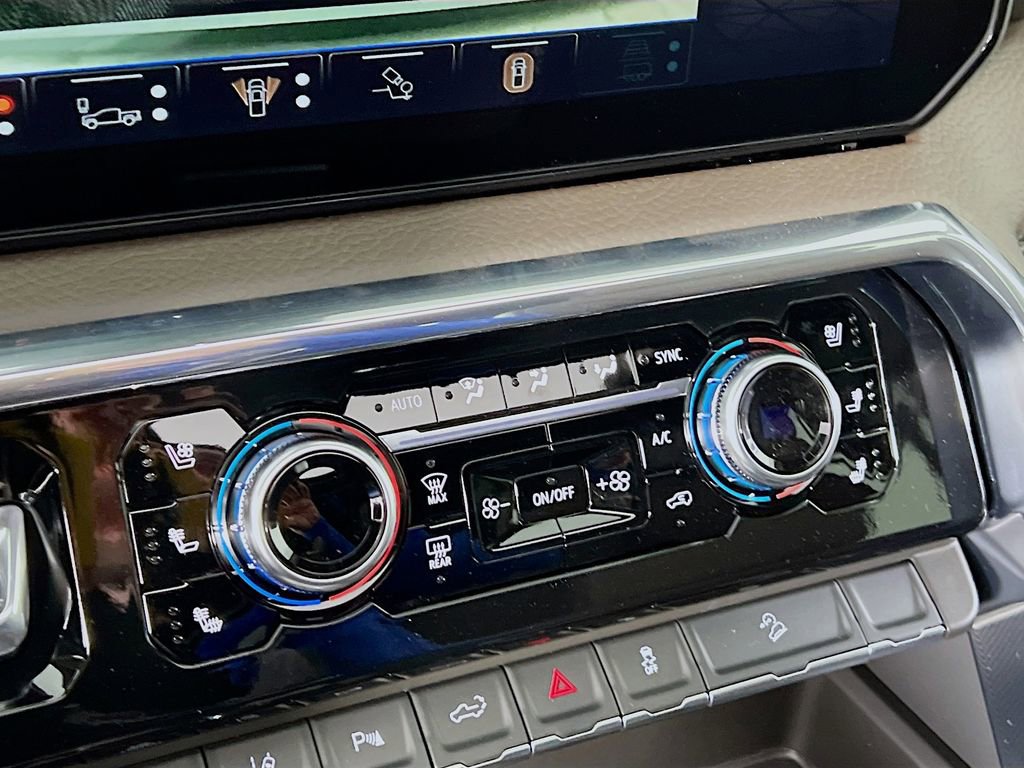 2026 GMC Sierra 3500HD Denali - Photo 14