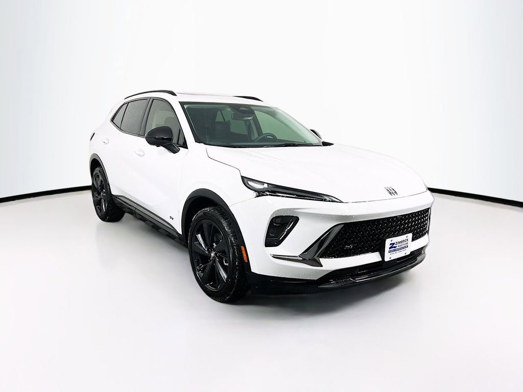 2025 Buick Envision Sport Touring's photo