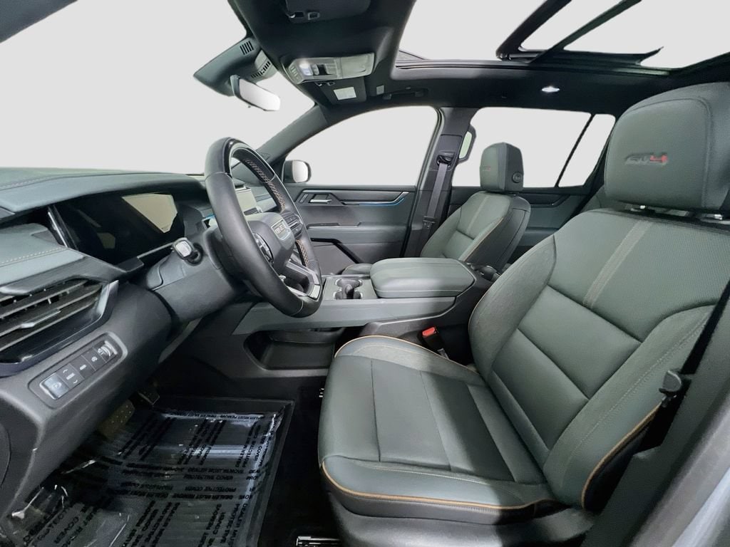 2025 GMC Acadia AT4 - Photo 22