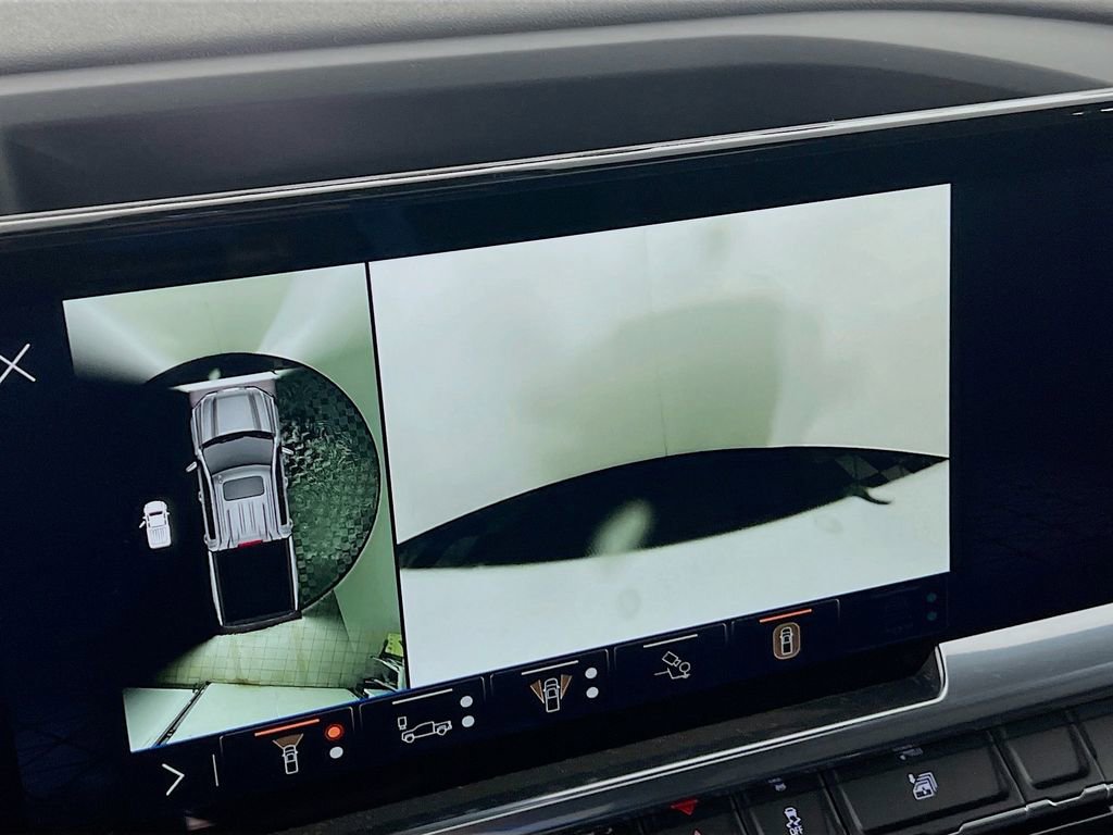 2026 GMC Sierra 1500 SLT - Photo 12