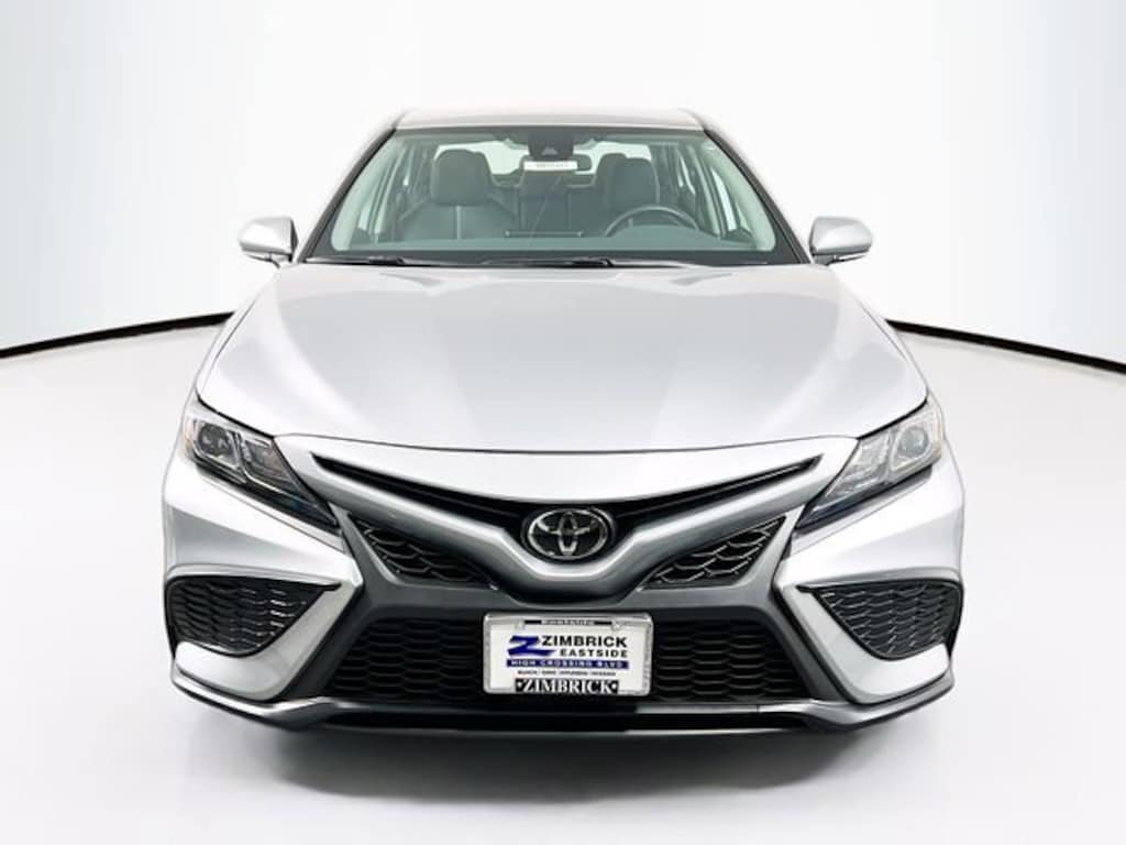 Used 2023 Toyota Camry SE Sedan