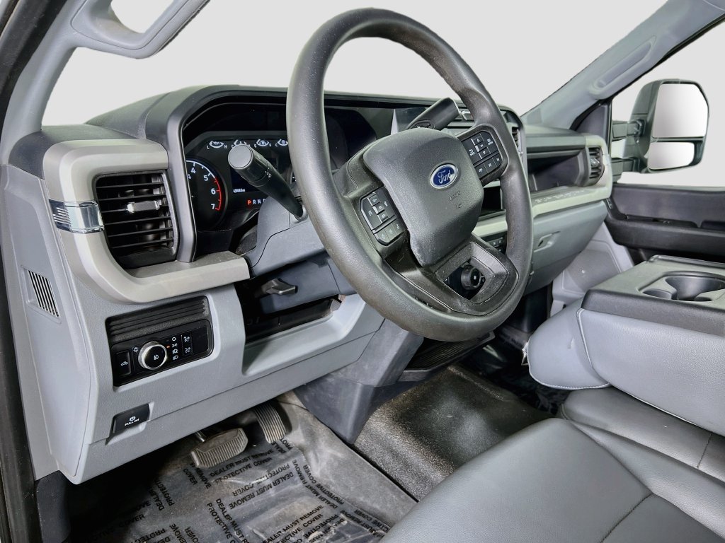 2023 Ford F-350 Super Duty XL - Photo 8