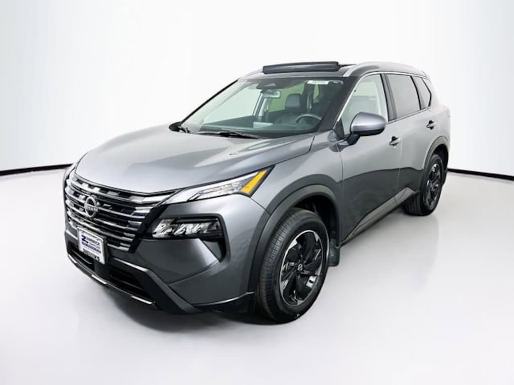 Used 2024 Nissan Rogue SV