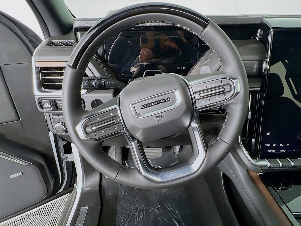 2026 GMC Yukon XL Denali - Photo 10
