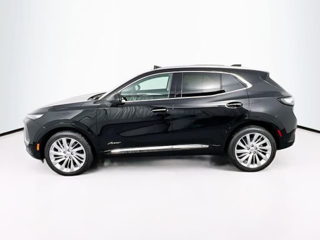 Used 2025 Buick Envision Avenir SUV
