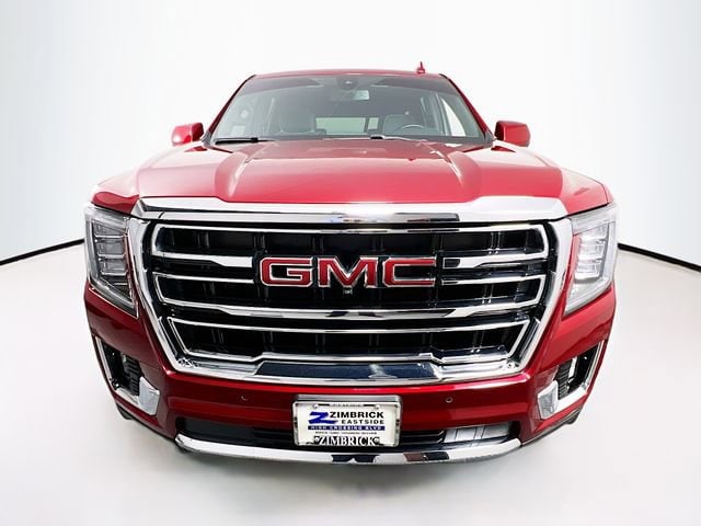 Used 2021 GMC Yukon SLT with VIN 1GKS2BKDXMR126807 for sale in Madison, WI