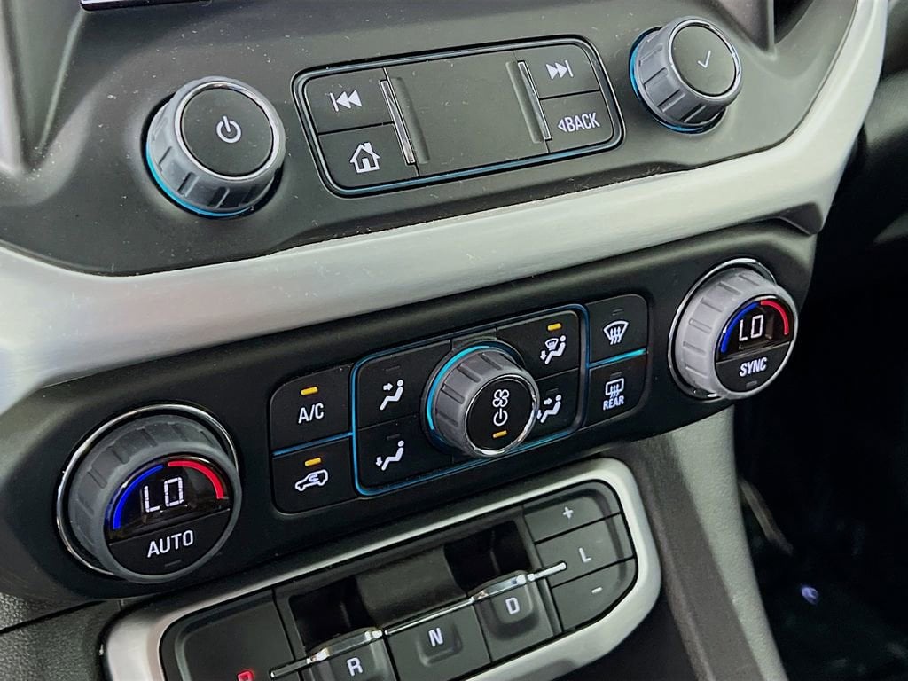 2023 GMC Acadia SLE - Photo 14