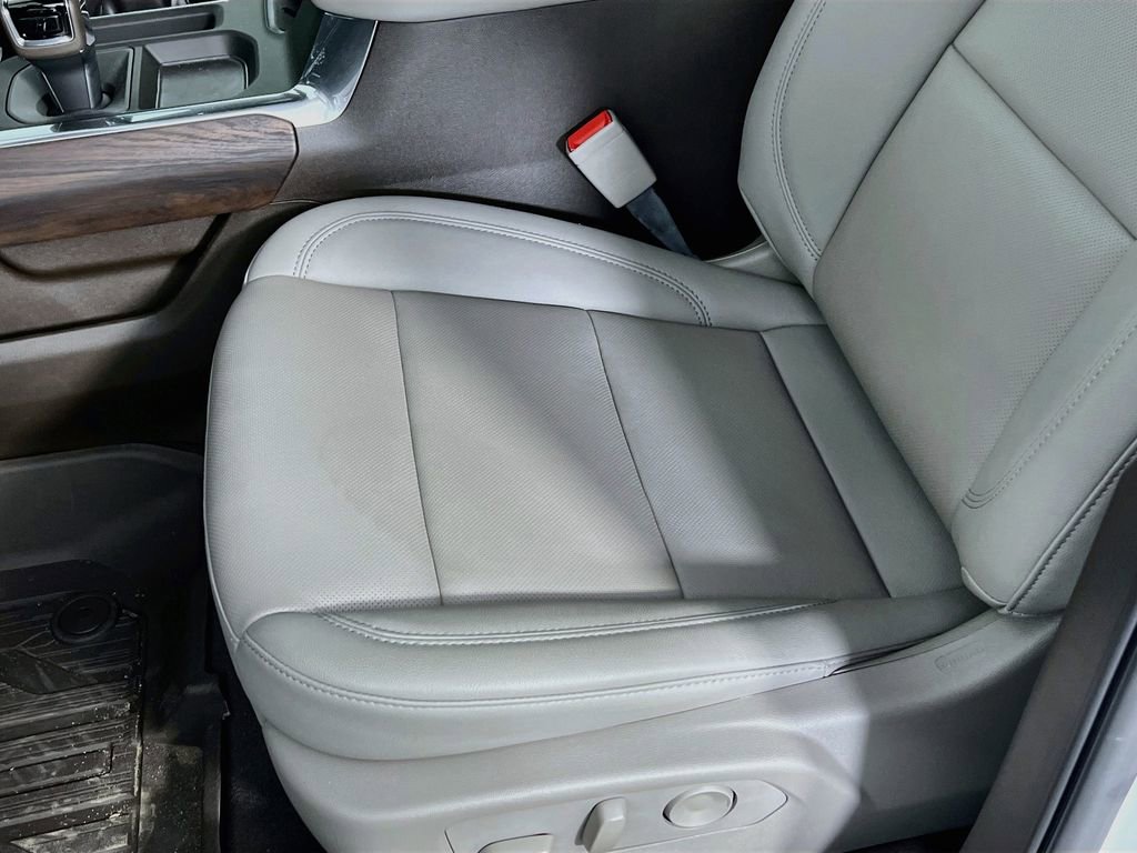 2026 GMC Sierra 1500 SLT - Photo 18