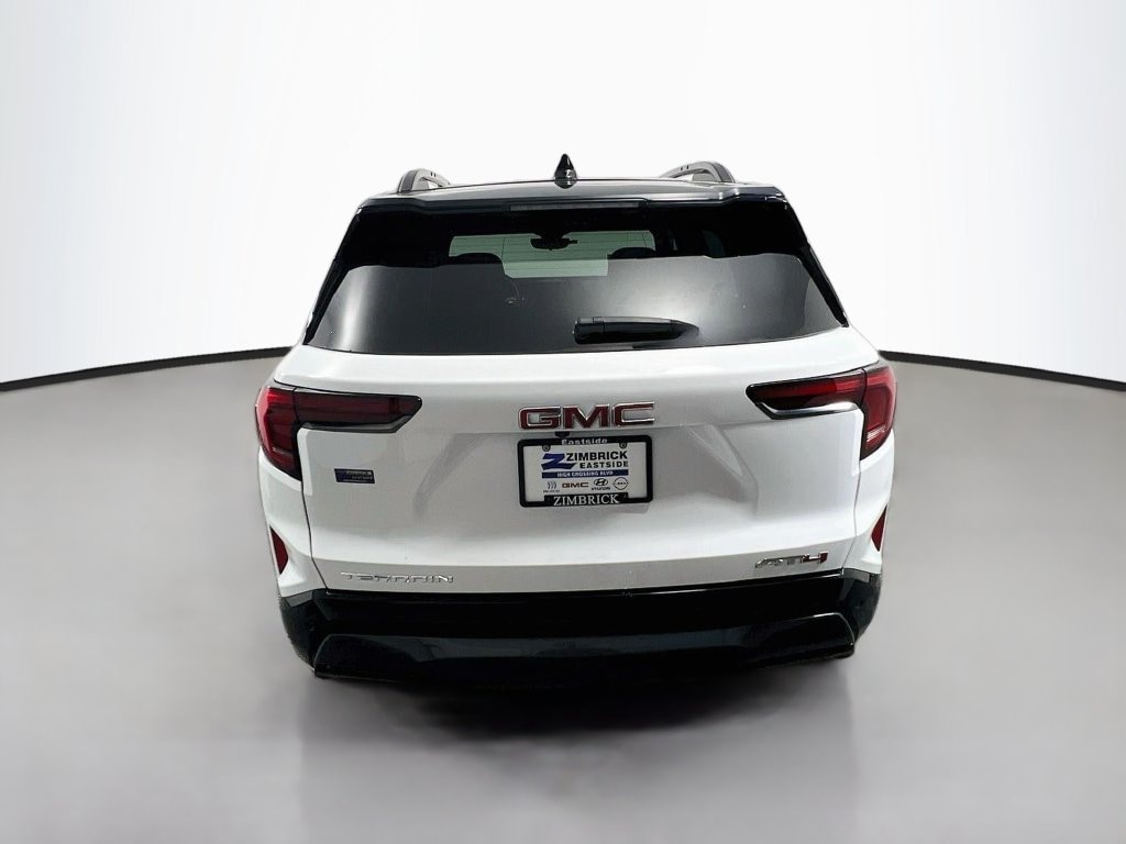 2026 GMC Terrain AT4 - Photo 6