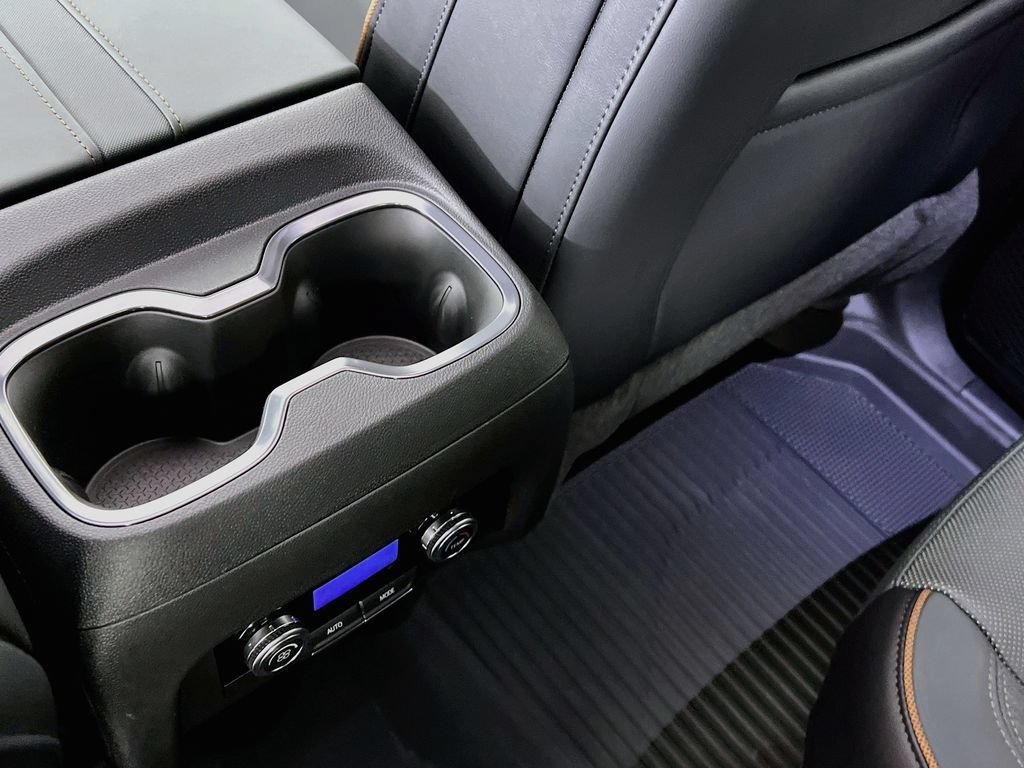 2026 GMC Acadia AT4 - Photo 24
